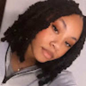 Meet your Posher, Nadia